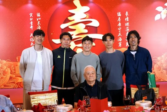 了解享受到快人一步的快乐。
