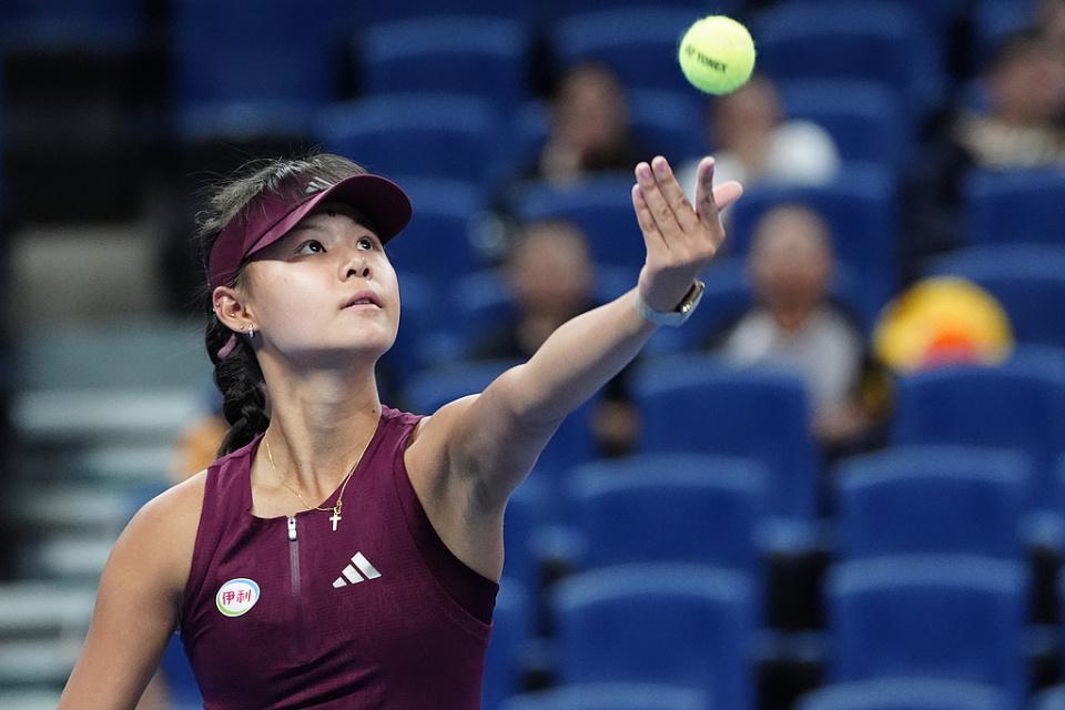 中网惊喜！16岁中国小花获巡回赛首胜 连赢9局让德国名将崩溃退赛